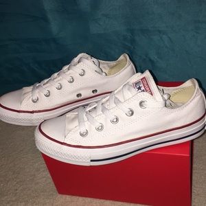 Women’s white  Converse